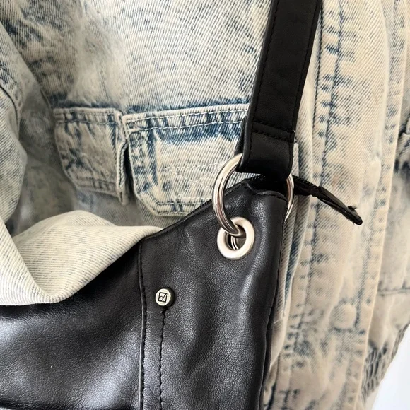 Stone Mountain Black Leather  Crossbody Bag - Picture 15 of 15